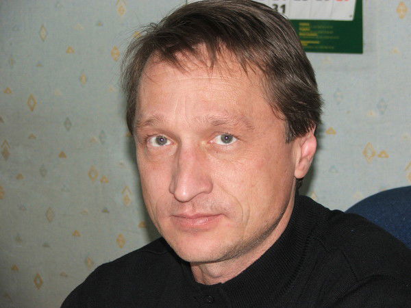 Константин Суханов