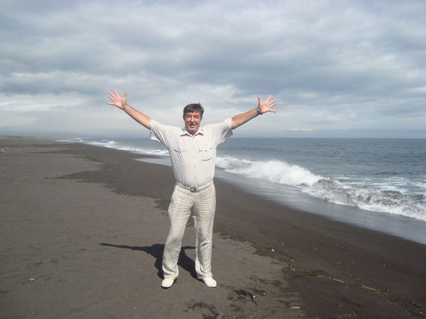 Николай Цуканов