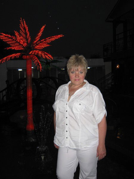 Оля Лазарева