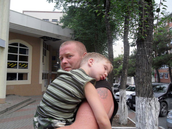 Денис Казаков