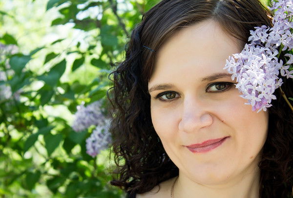 Катя Махова