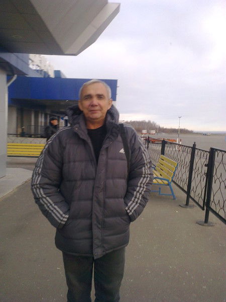 Виктор Куликов