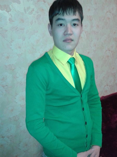 Нурислам Шарапатов