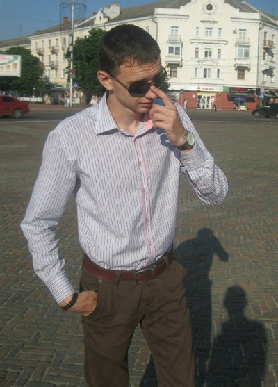 Дмитрий Старостин