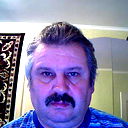 Валентин Лелюх