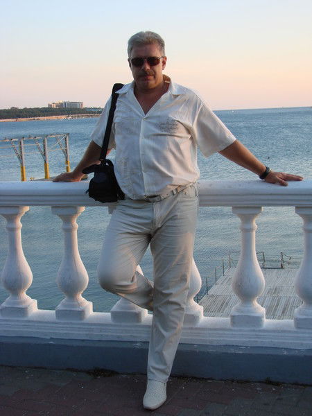 Анатолий Неизвесный