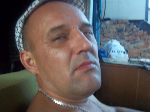 Виктор Дахов