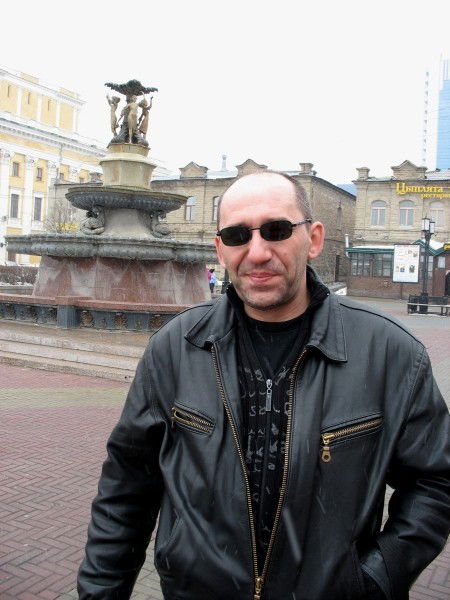 Александр Лежнин