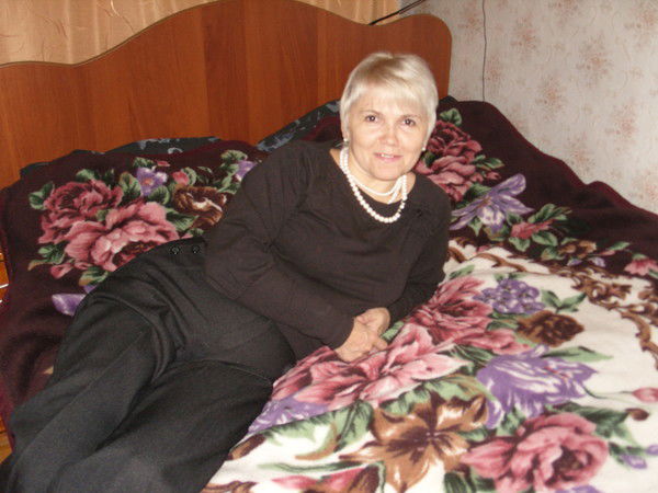 Елена Усвалиева