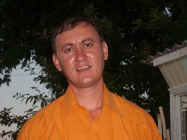 Рустам Рустамов