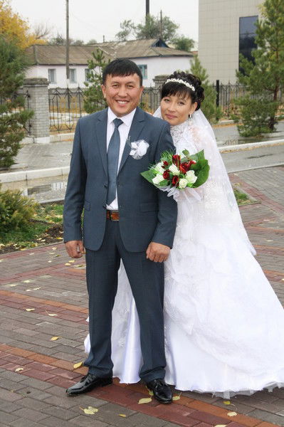 Жанбол И Айжан Шакеновы