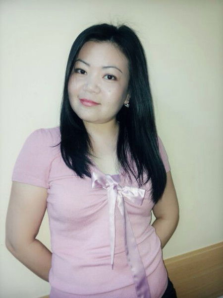 Индира Сапахова