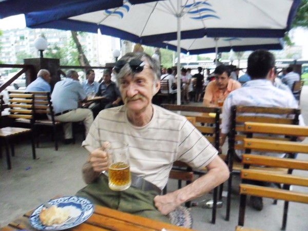 Юра Массовер