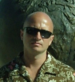 Михаил Симонов