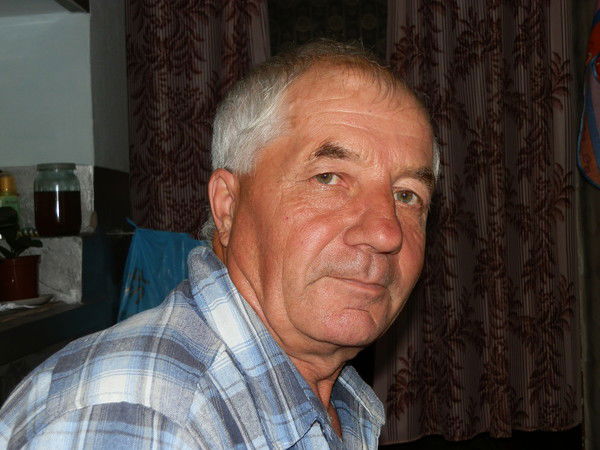 Валентин Махов