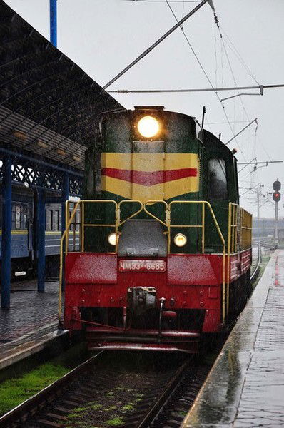 Анатолий Ларин