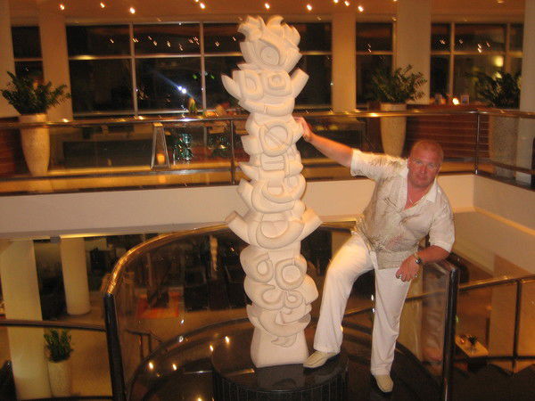 Олег Волков