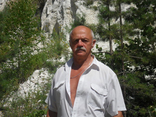 Александр Скутин