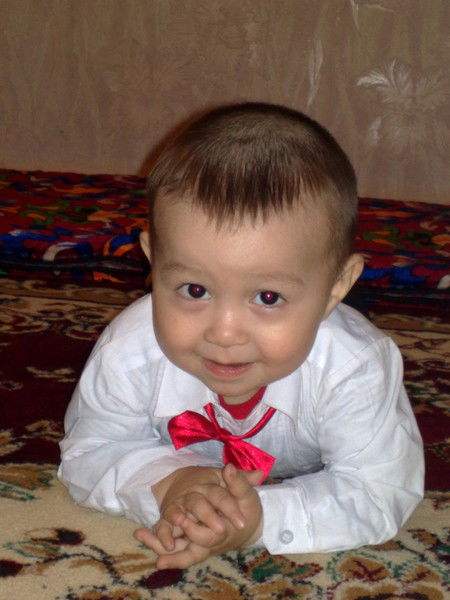 Икрам Наров