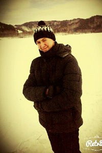 Валентин Петров