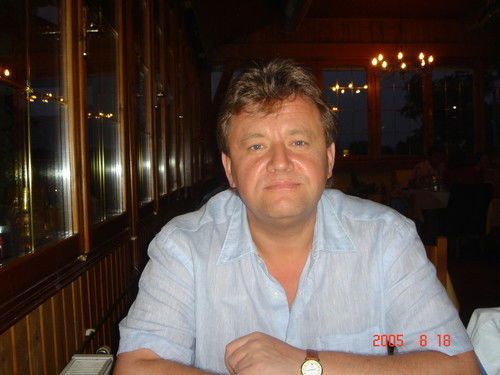 Василий Тихонов