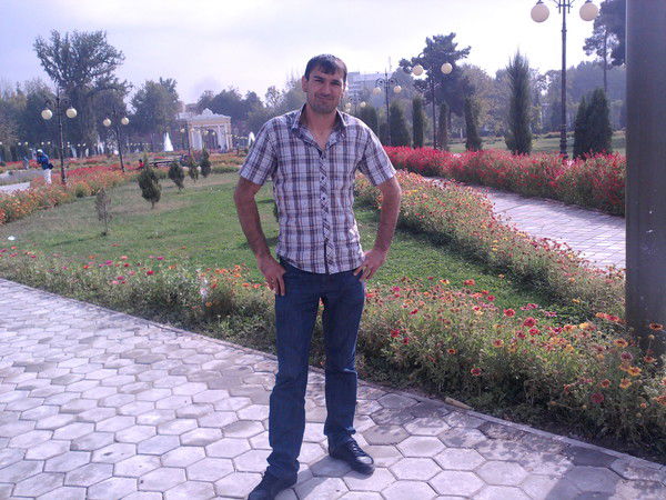 Аброр Додихудоев