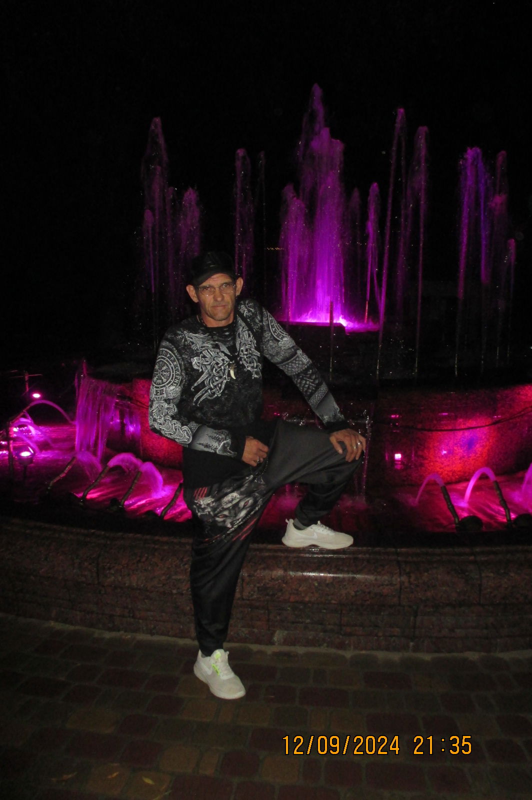 Юрий Хлопунов