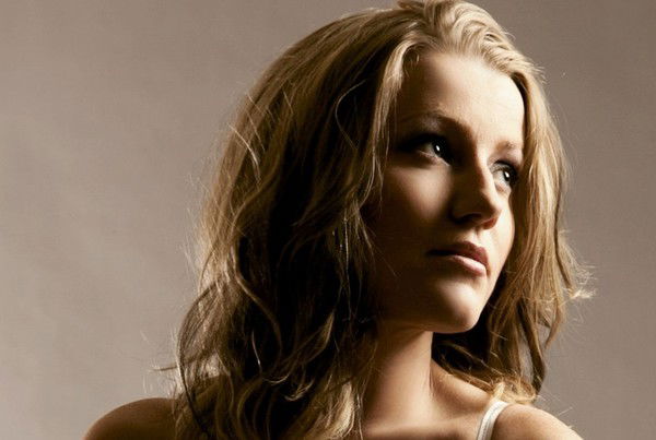 Анастасия ...