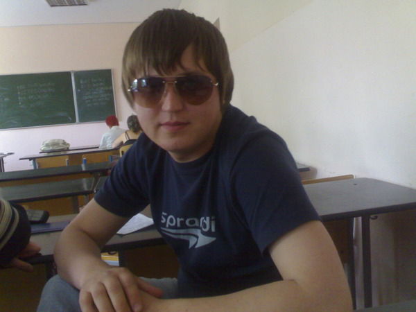 Алмаз Гафуров