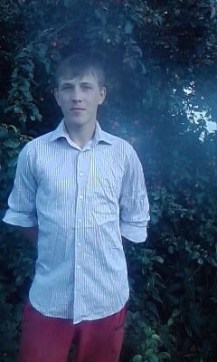 Антон Назаров