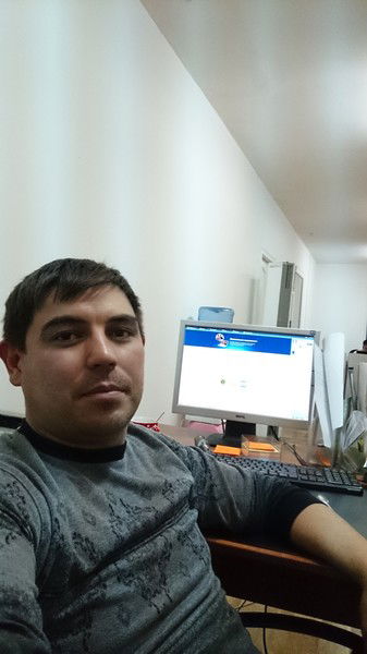 Данияр Агабеков