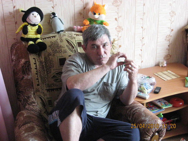 Николай Хан