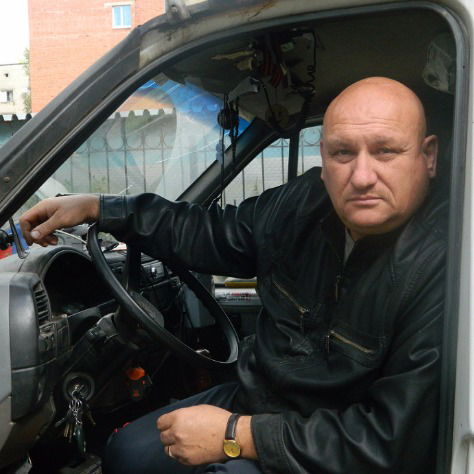 Александр Караульных