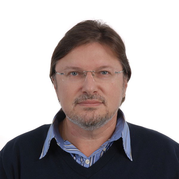 Искандер Расулев