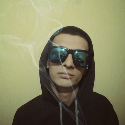 Андрей Ермолаев