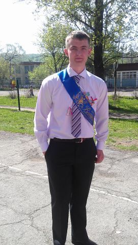 Денис Комаров