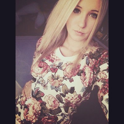 Анюта Малая