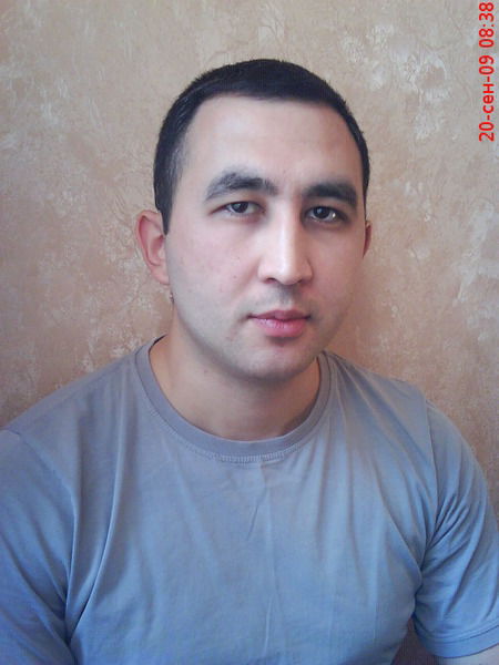 Азиз Худайбердиев