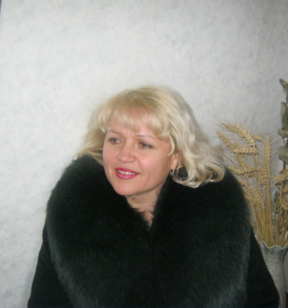 Женщина даже не задумывается чего ей не хватает пока подруга не похвастается. Смотреть фото Женщина даже не задумывается чего ей не хватает пока подруга не похвастается. Смотреть картинку Женщина даже не задумывается чего ей не хватает пока подруга не похвастается. Картинка про Женщина даже не задумывается чего ей не хватает пока подруга не похвастается. Фото Женщина даже не задумывается чего ей не хватает пока подруга не похвастается