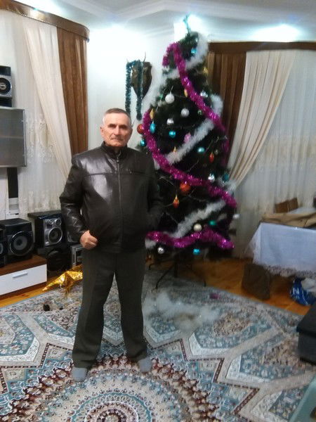 Петр Золотухин