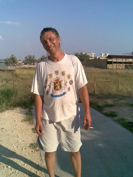 Геннадий Безкоровайный