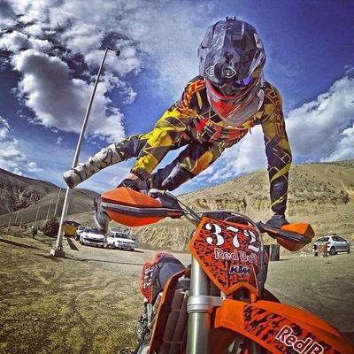 Антон Волынец