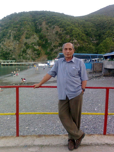 Гагик Апоян