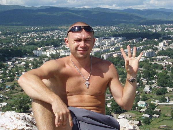 Илья Снегирев