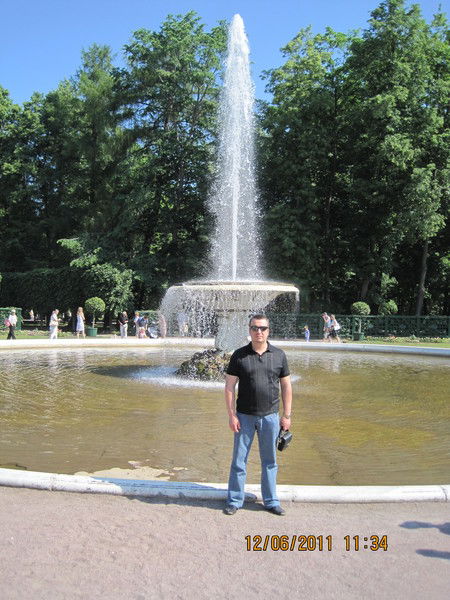 Андрей Петров