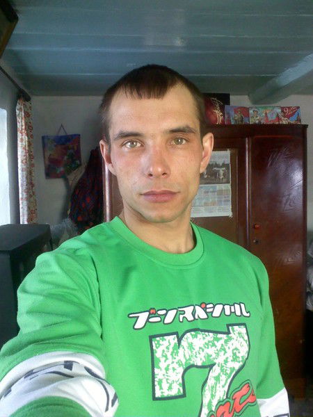 Женек Попов