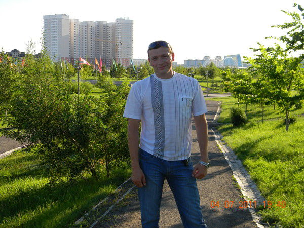 Виталий Разиев