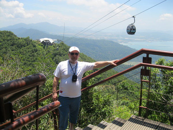 Акбаров Хушнуд