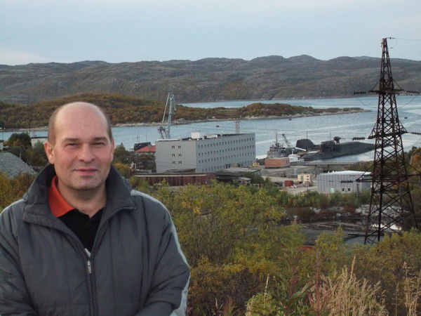 Слава Комезин