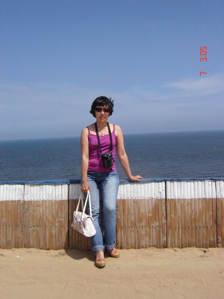 Анна Захарова